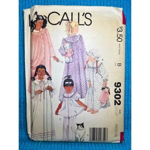 McCalls 9302 Sewing pattern nightgown Pajama robe cap size medium